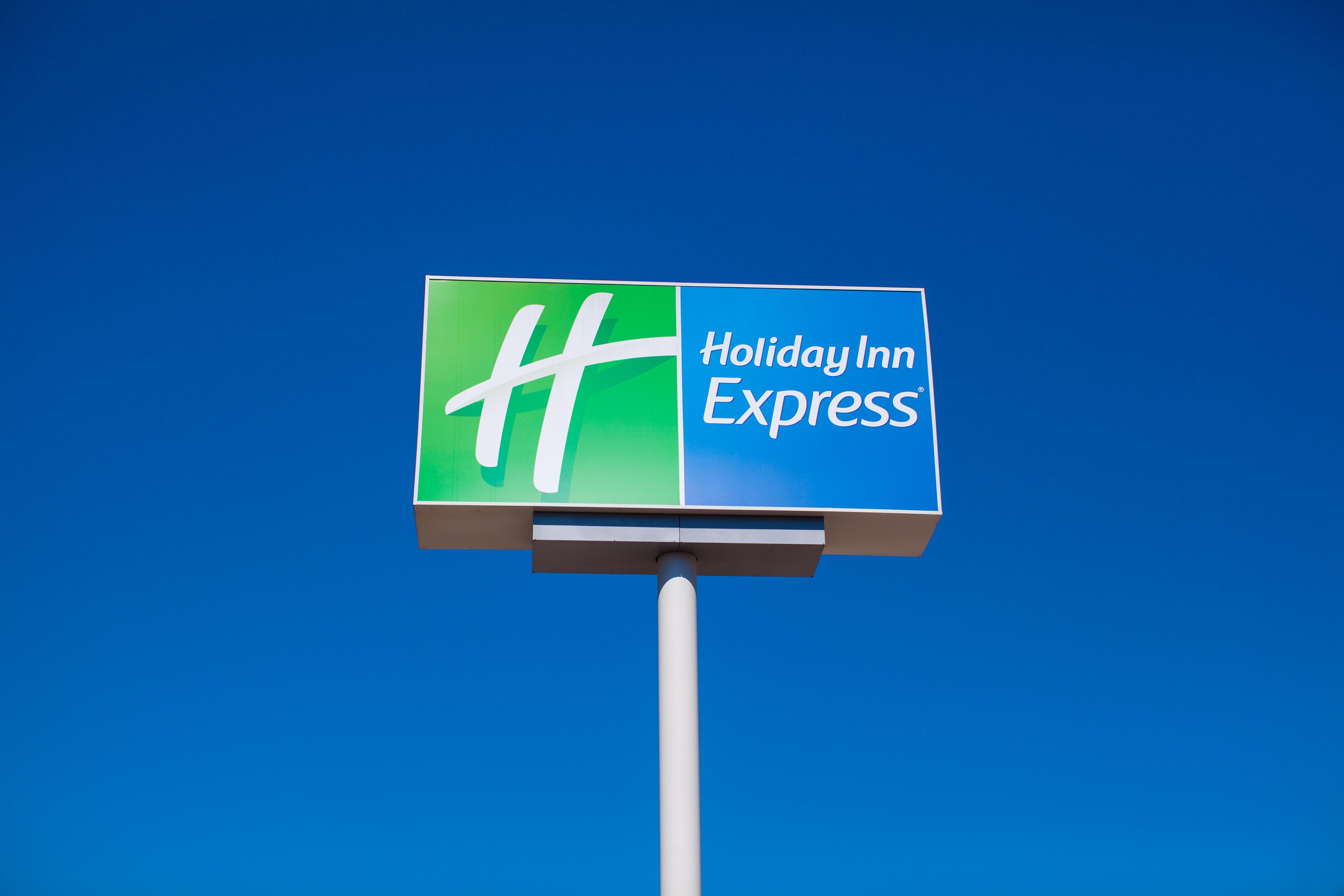 Holiday Inn Express Toulon - Est, An Ihg Hotel Exterior foto